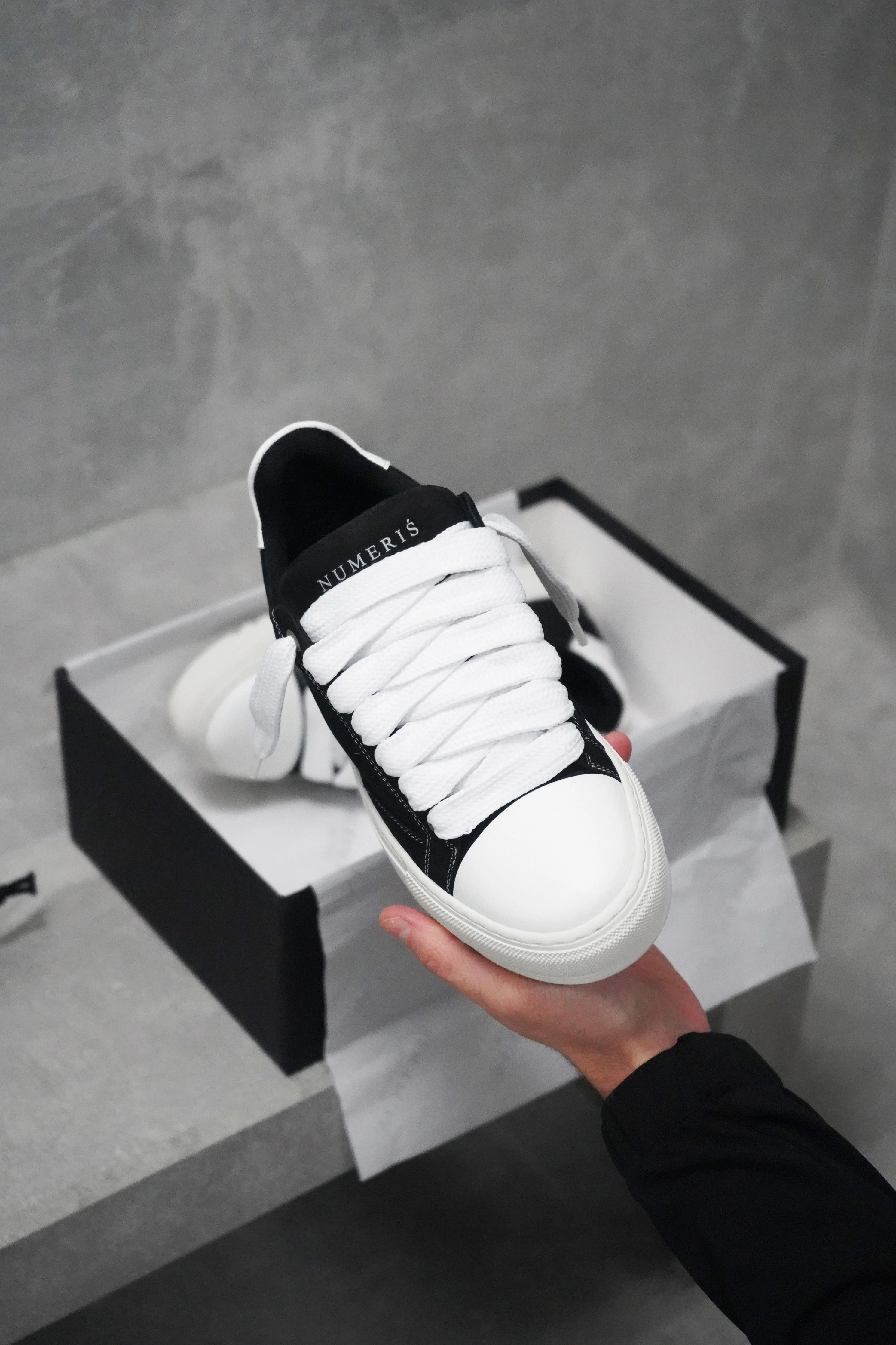 Atelier - Acrylic Black - Image 4