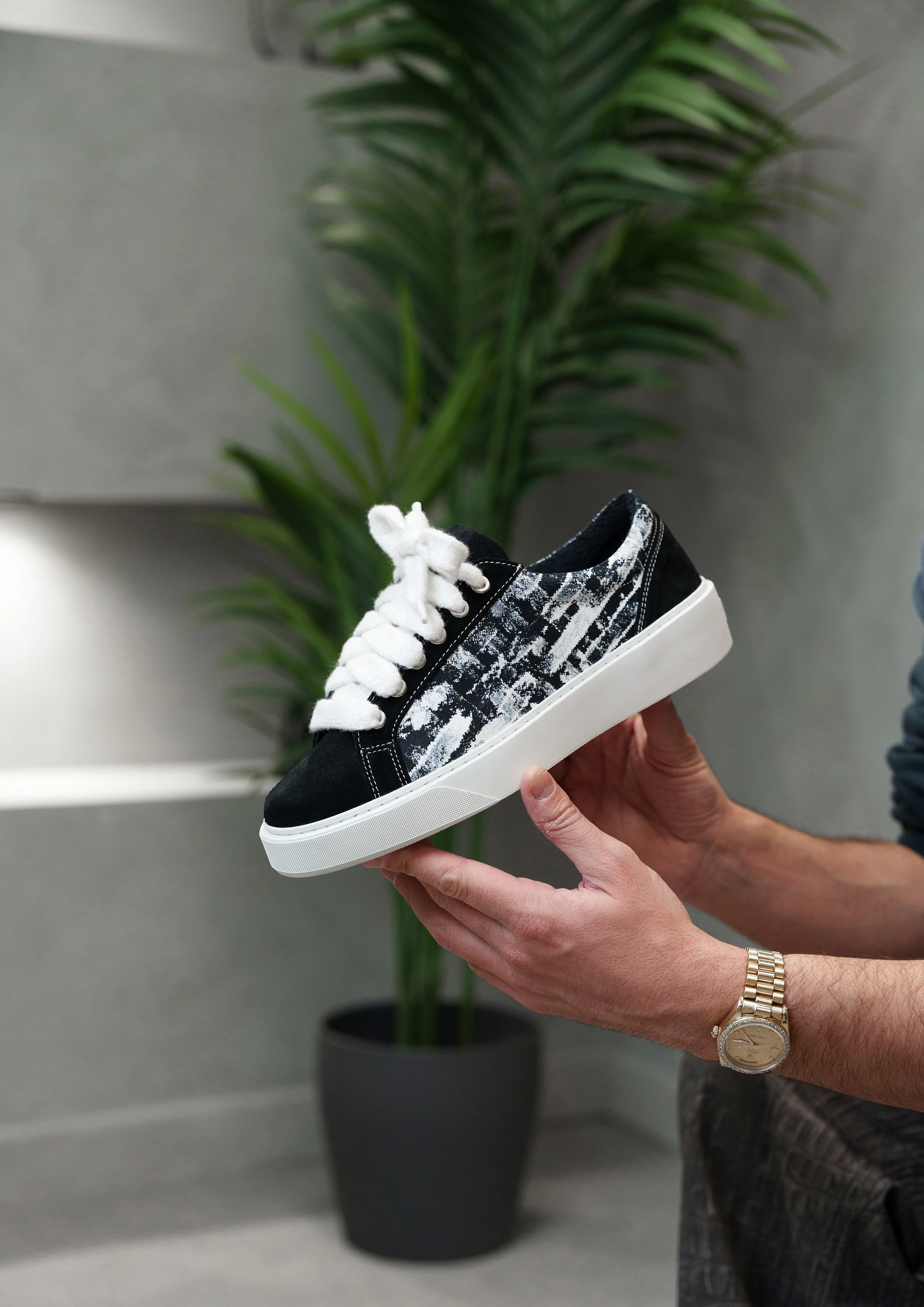 Signet - Chalk Black - Image 3