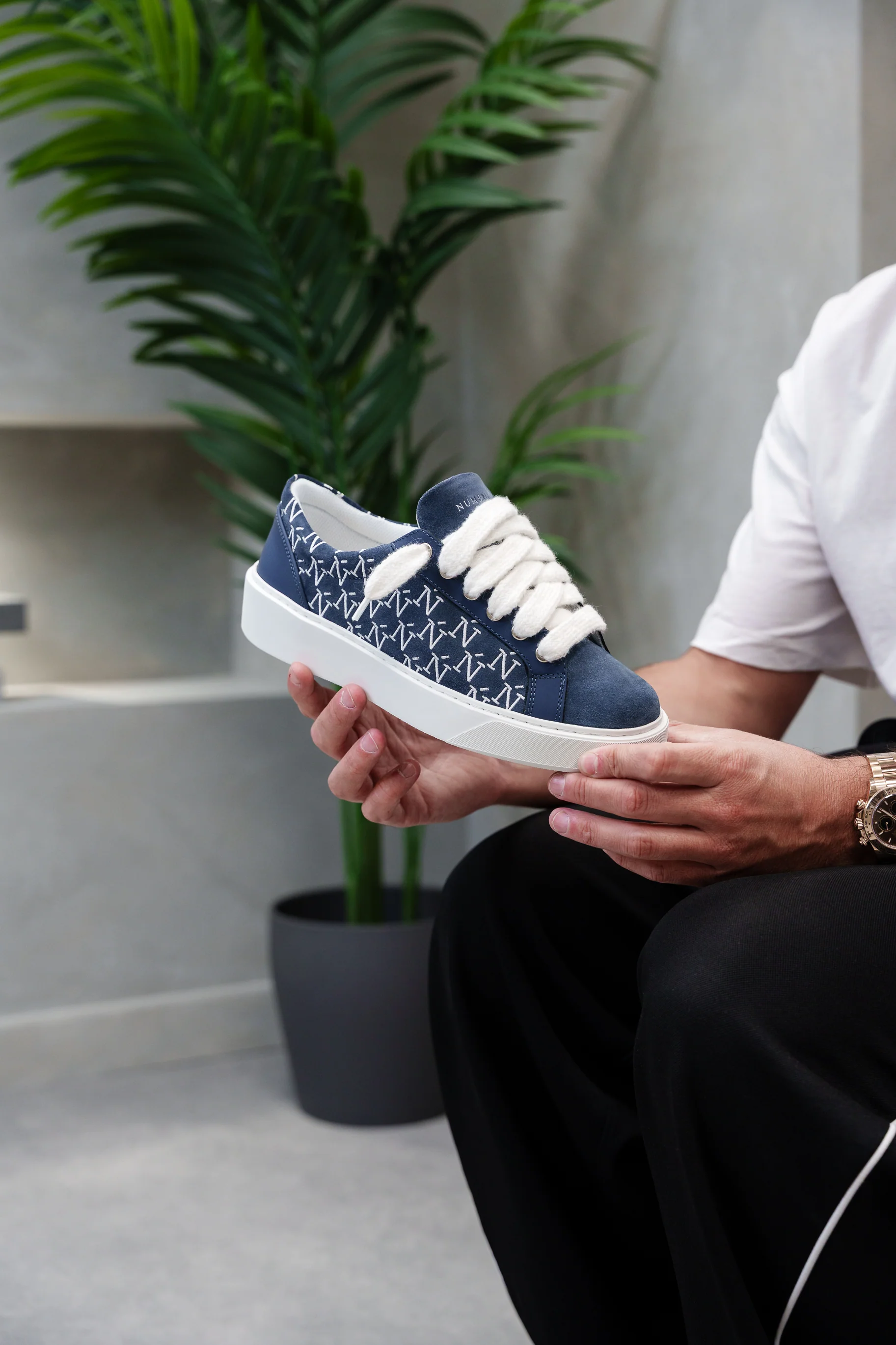 Signet - Navy - Image 3