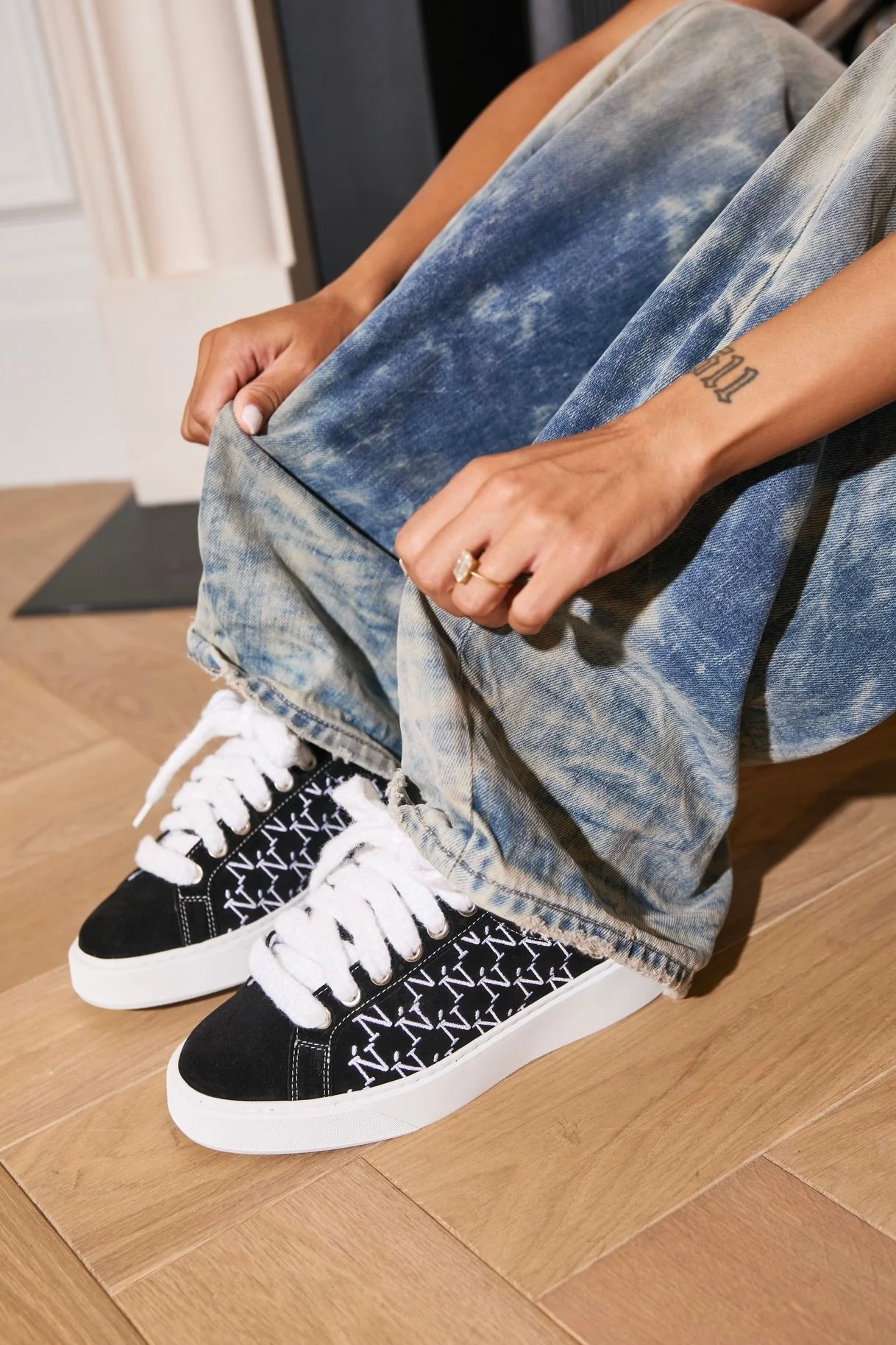 Womens Signet - Espresso - Image 4